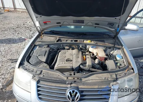 2003 Volkswagen Passat Gl from USA, damaged, VIN WVWND63B03E133455